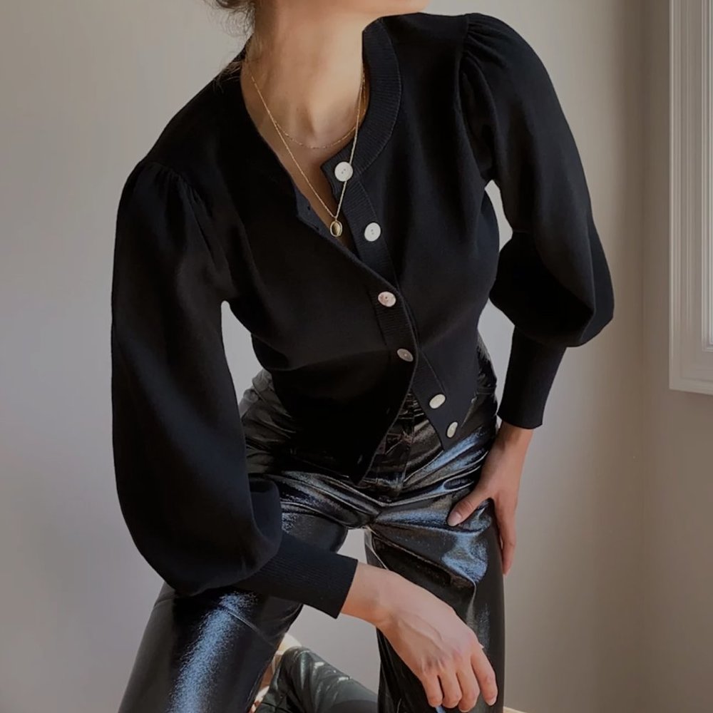 Aritzia Wilfred Alessia Cardigan, white - size XXS